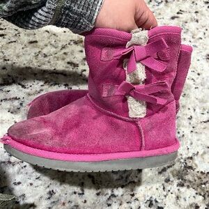 Pink Suede Boots with Bows koolaburra by Ugg youth
